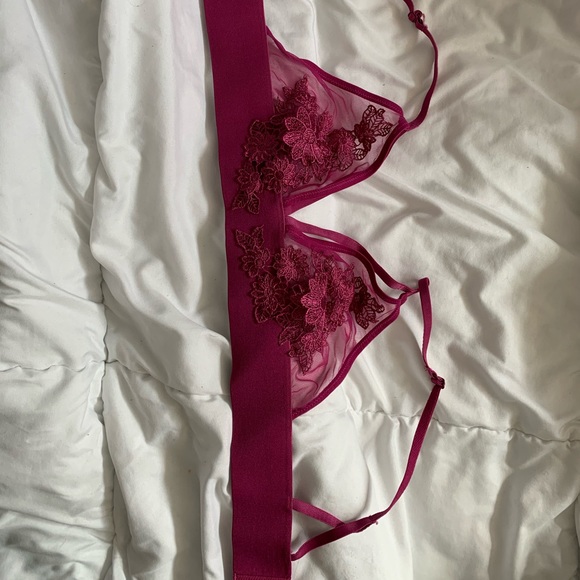 Bra - Picture 2 of 3